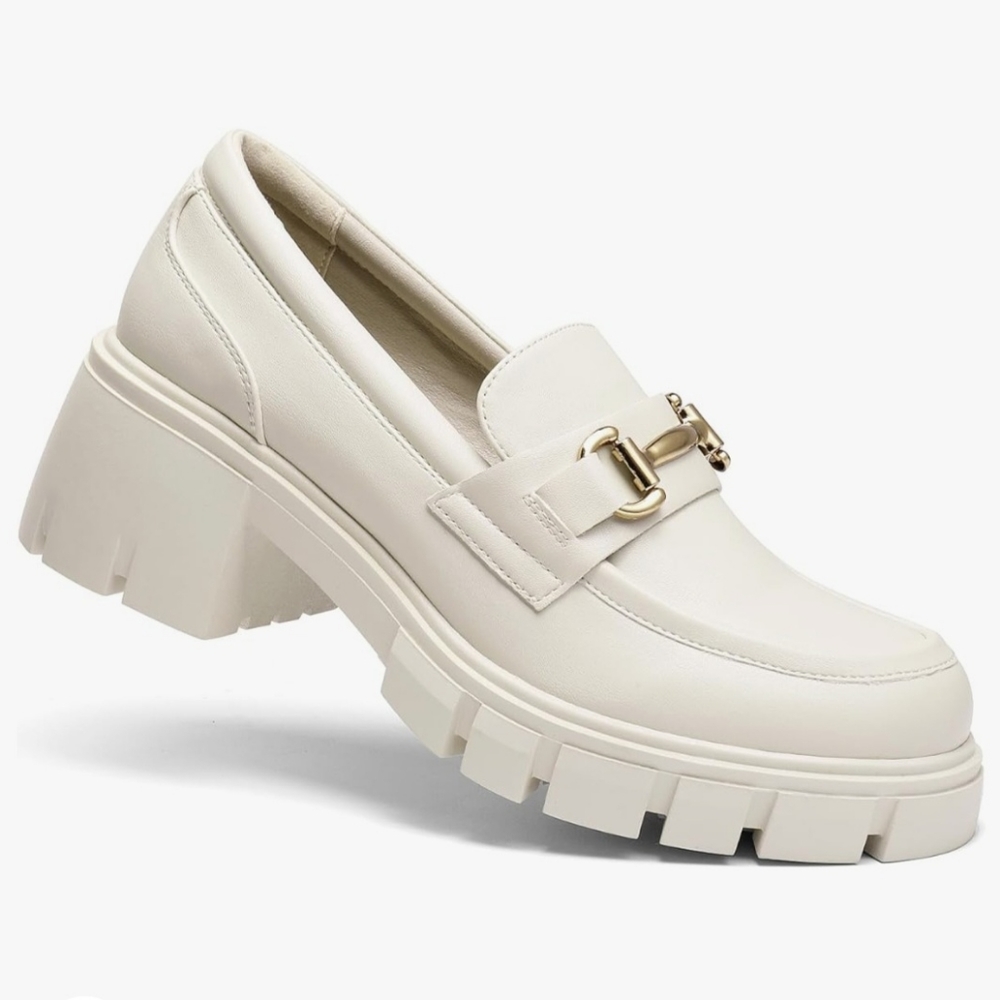 Dream Pairs Beige Loafers Shoes - Size 7.5/8 - Picture 9 of 9